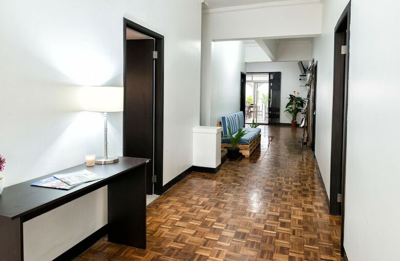 Hostal Villa64