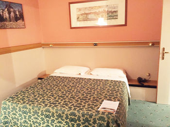 Astoria Residence Hotel