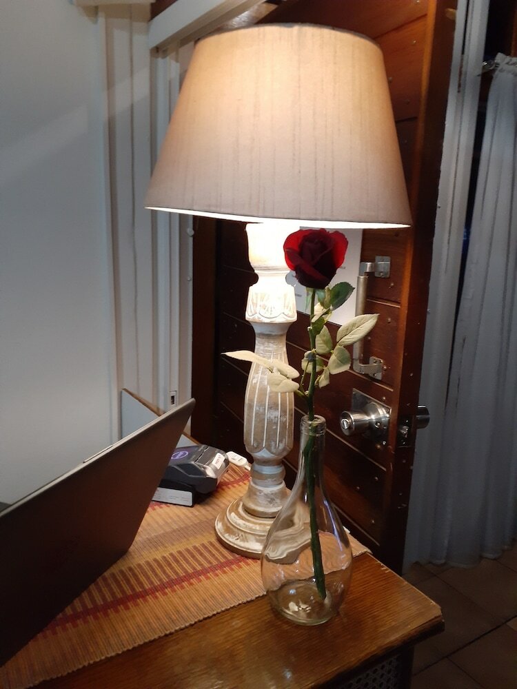 Hostal Komati Guesthouse