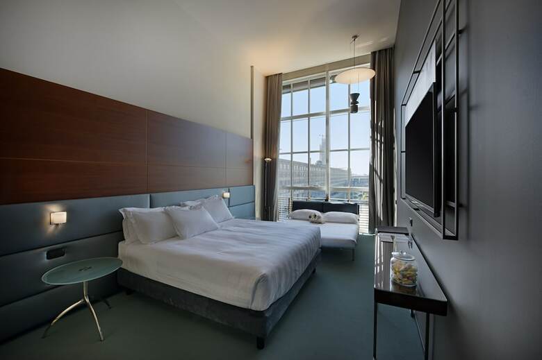 Hotel Doubletree By Hilton Turin Lingotto