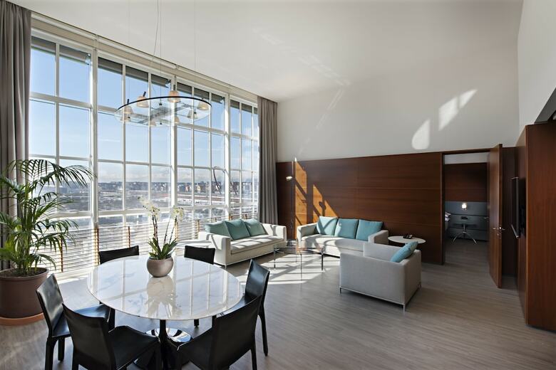 Hotel Doubletree By Hilton Turin Lingotto