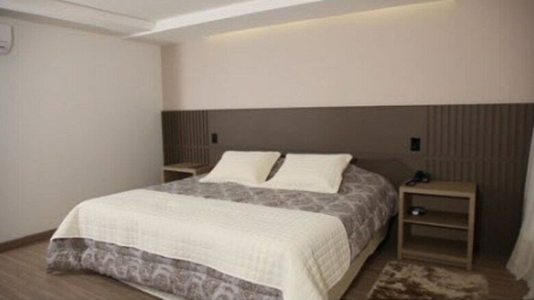 Hotel Mogano Premium