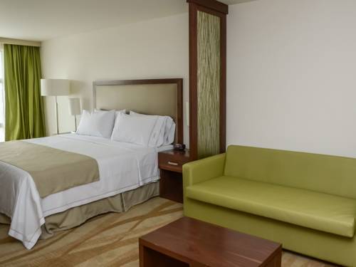 Hotel Holiday Inn Express & Suites Celaya