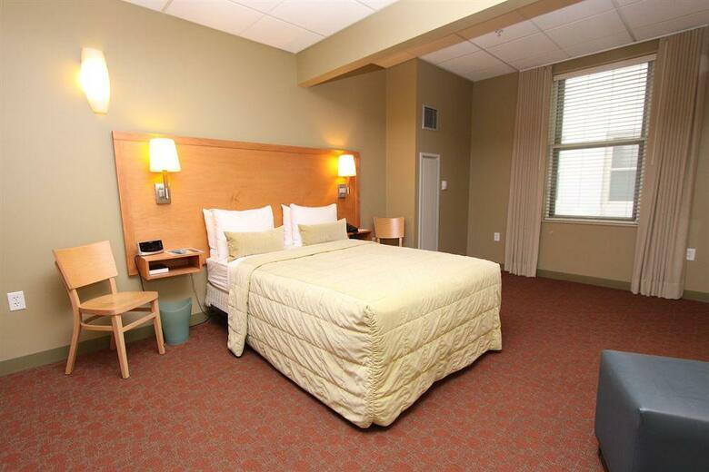 Hotel 140
