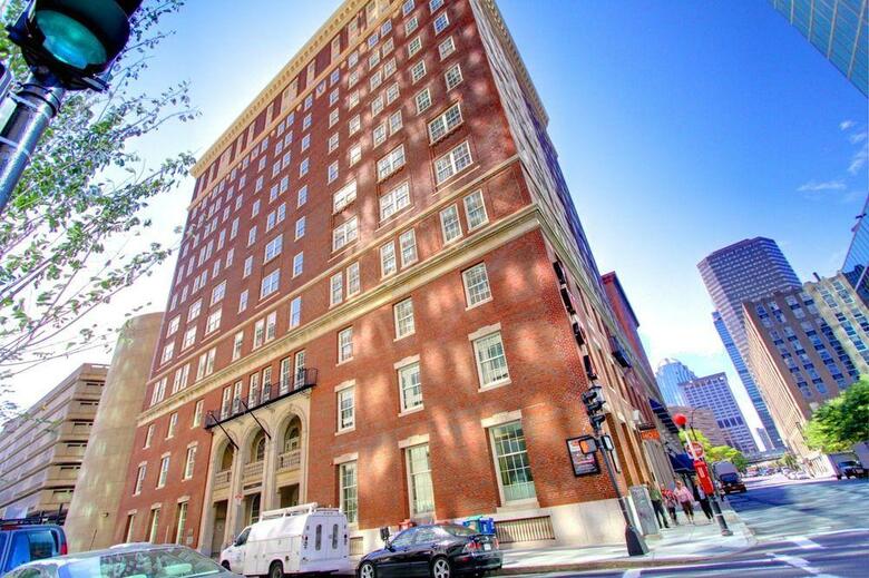 Hotel 140