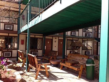 Hotel Windmill Inn