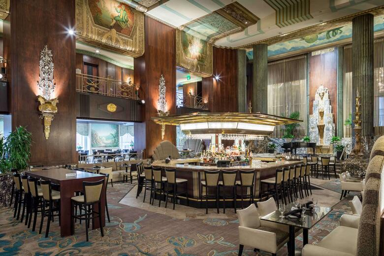 Hotel Hilton Netherland Plaza