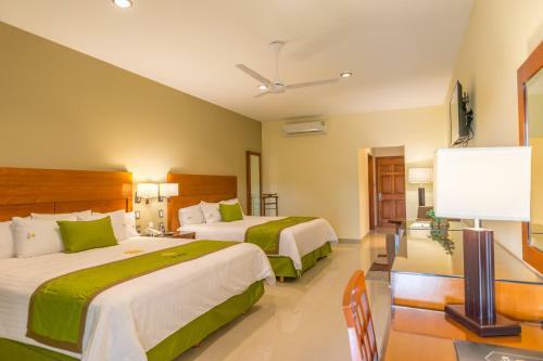 Hotel Ecce Inn