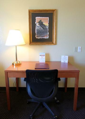 Hotel Days Inn & Suites - Thompson