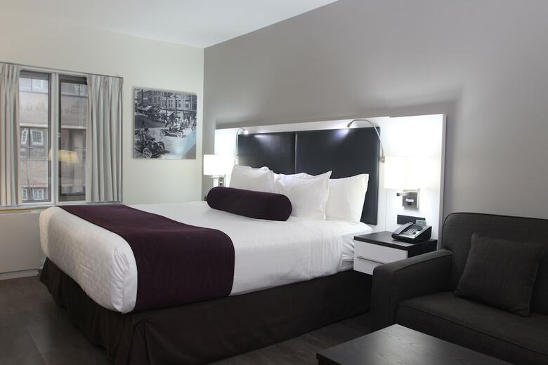 The Saint James Hotel An Ascend Hotel Collection Member