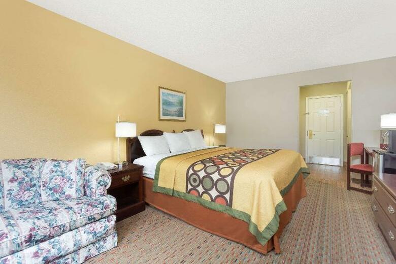 Hotel Super 8 Cornelia