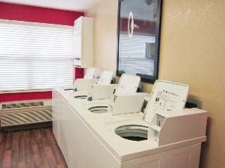 Hotel Extended Stay America - Rockford - State Street