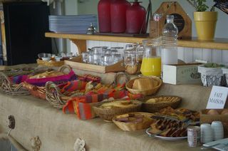 Hotel Kyriad Direct Saintes (ex Balladins)