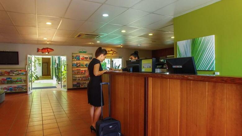 Hotel Coral Tree Inn