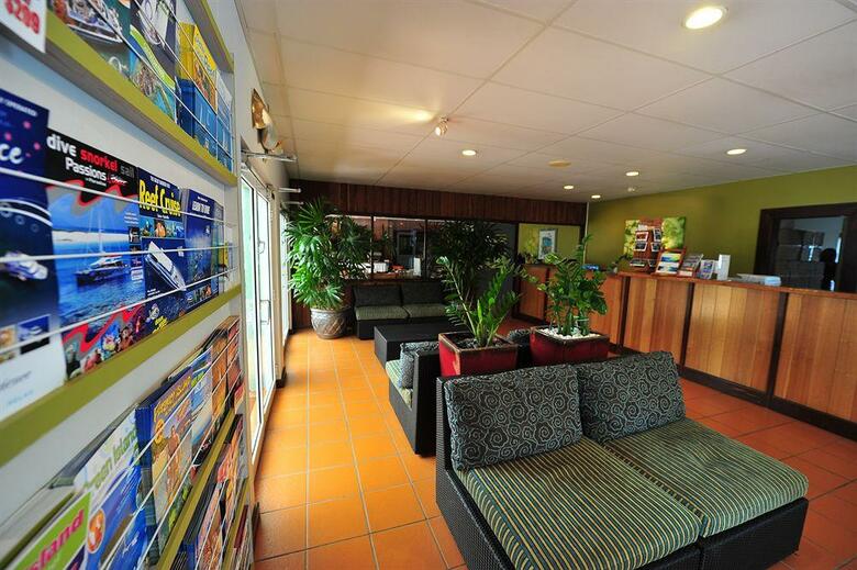 Hotel Coral Tree Inn