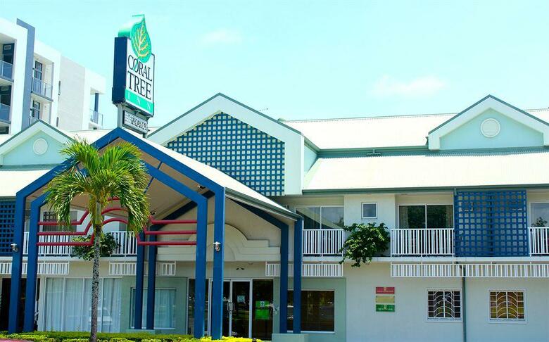 Hotel Coral Tree Inn