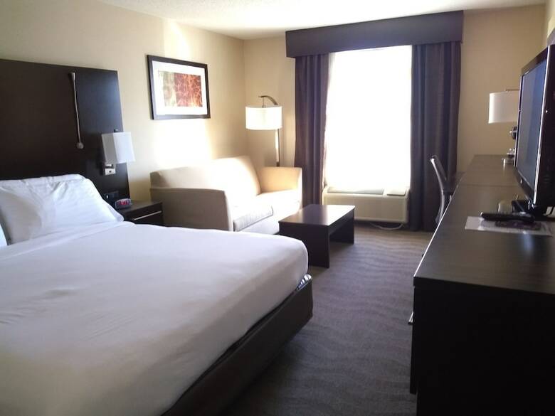 Holiday Inn Express Hotel & Suites Waterford