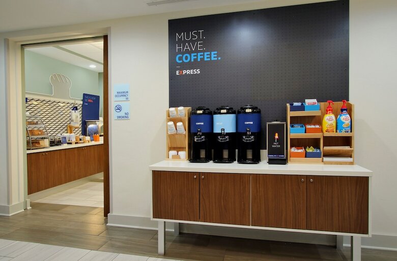 Holiday Inn Express Hotel & Suites Waterford