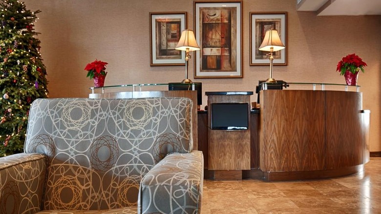 Best Western Plus Henderson Hotel