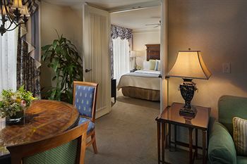 Hotel Washington Duke Inn & Golf Club