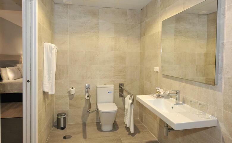 Hotel Salobre�a Suites