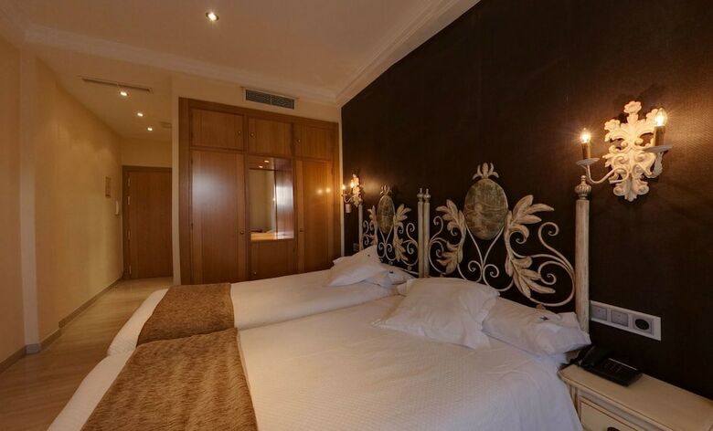 Hotel Los Angeles & Spa Granada