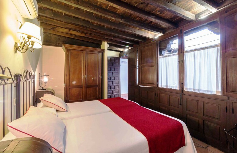 Hotel Casa Del Capitel Nazar�