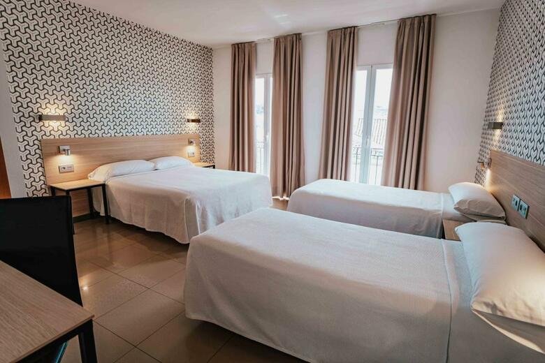 Hostal Atenas