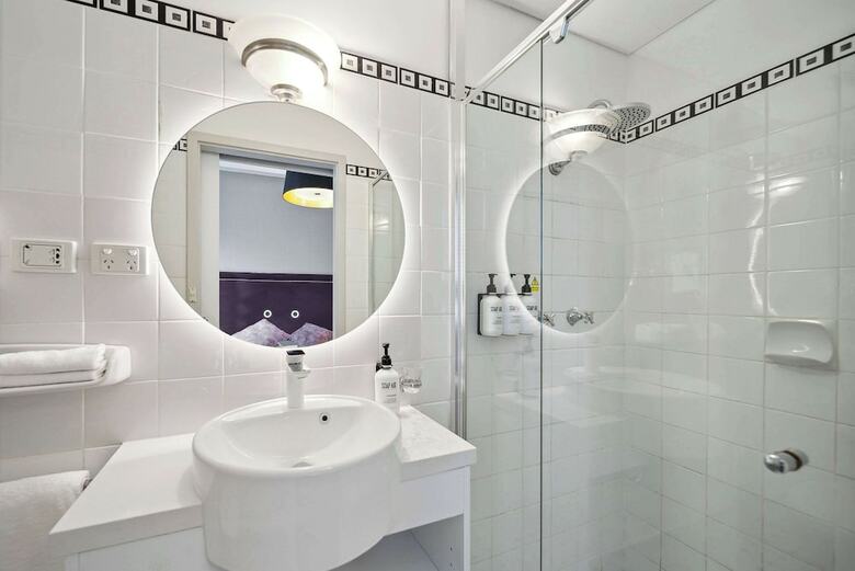 Castlereagh Boutique Hotel