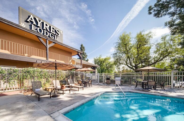 Hotel Ayres Lodge Alpine