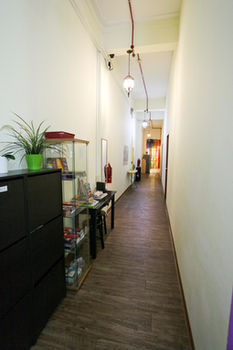 Pillow Talk Hostel