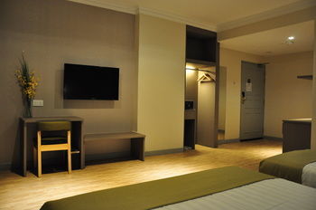 Champion Hotel