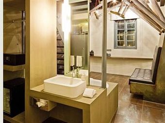 Hotel Wanderlust