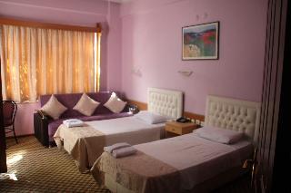 Hotel Karyatit