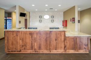 Hotel Comfort Suites