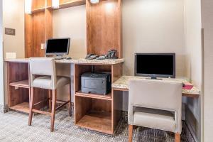 Hotel Comfort Suites