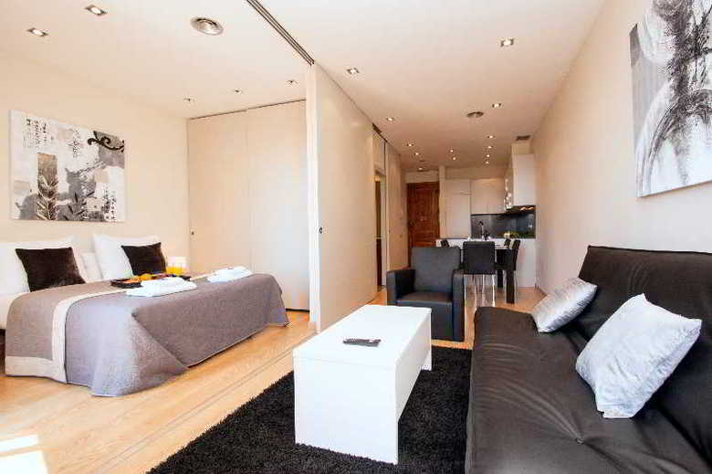 Plaza Espanya Apartments