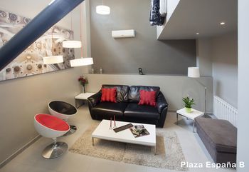 Plaza Espanya Apartments