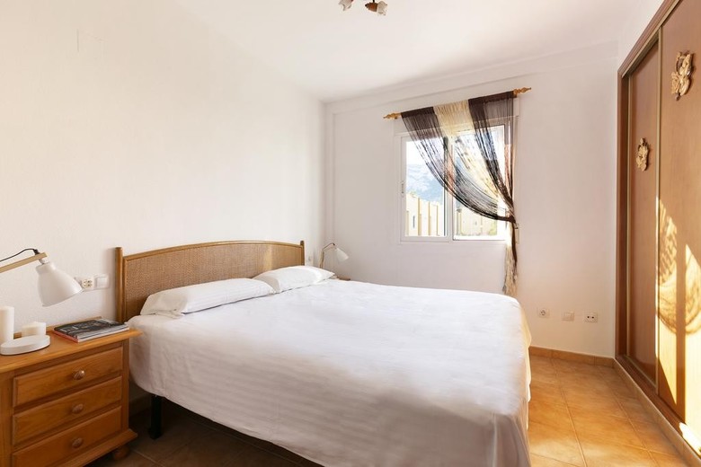 Casa Amarilla