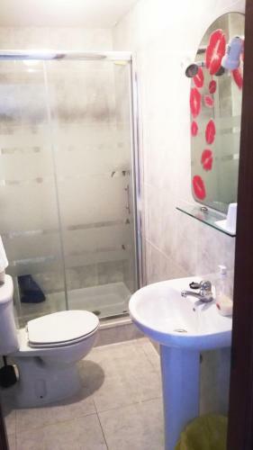 Hostal Guest House Pensi�n Residencia Mi�ones
