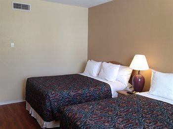 Parisian Hotel South Beach