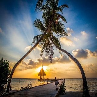 Hotel Herathera Island Resort