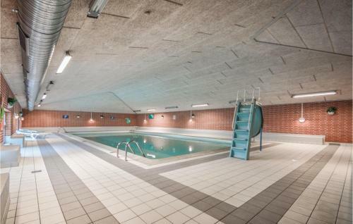 Apartment Vestergade Lej R�m�