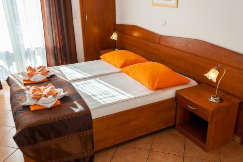 Hostal Guesthouse Villa Adria