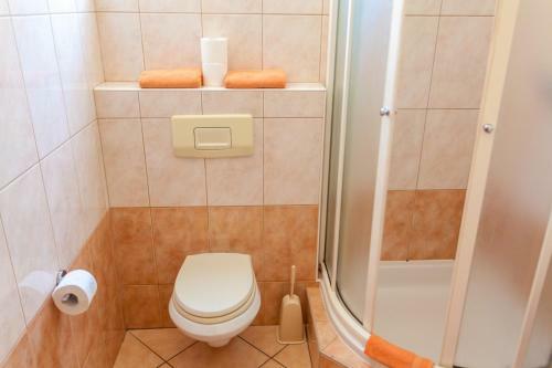 Hostal Guesthouse Villa Adria