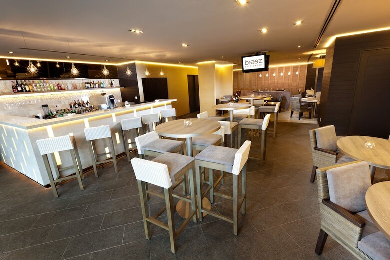 Hotel Grand Mercure Roxy
