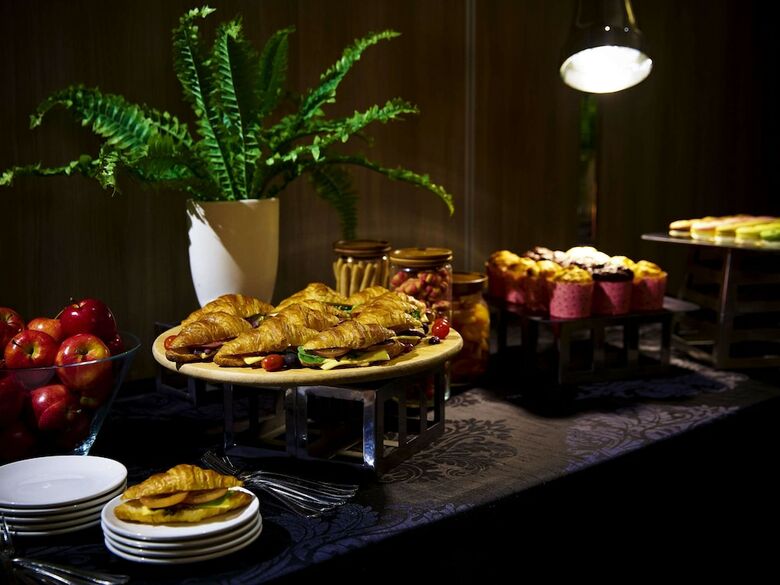Hotel Grand Mercure Roxy