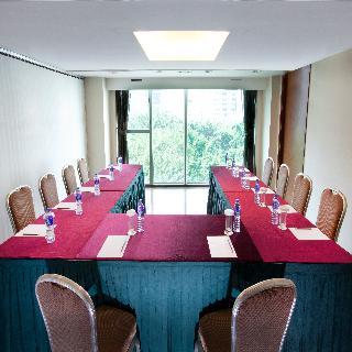 Hotel Silka Far East