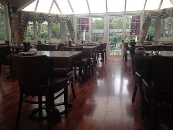 Glenlyn Hotel