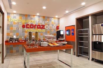 Hotel One Villahermosa 2000